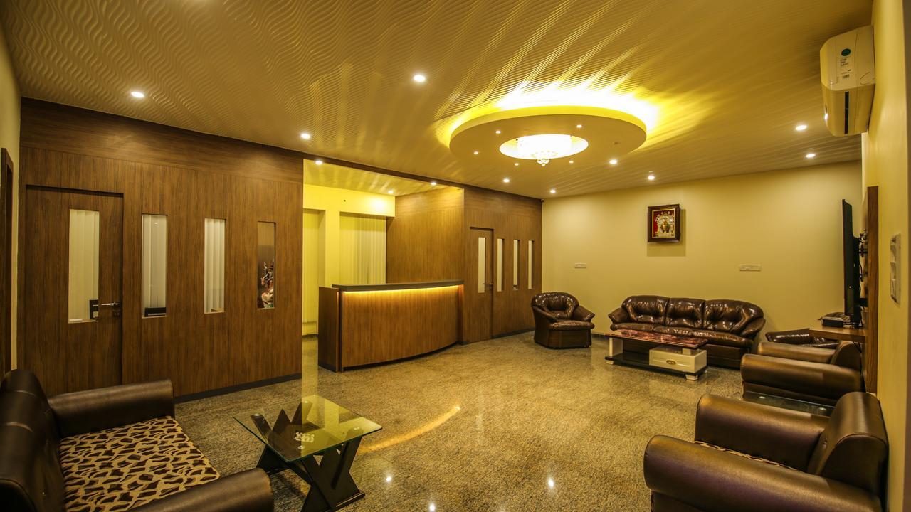 Saubhagya Inn International 러크나우 외부 사진