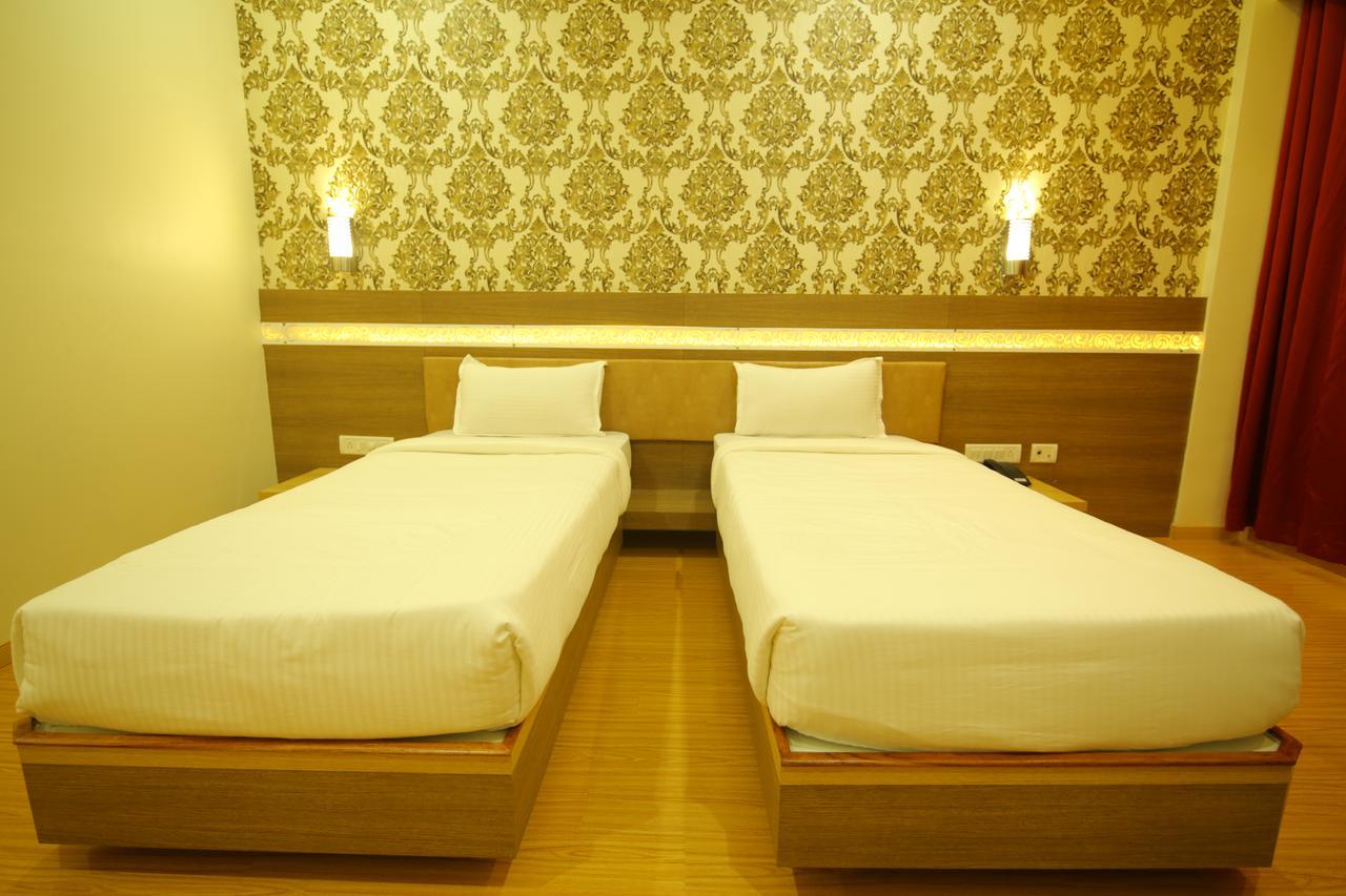 Saubhagya Inn International 러크나우 외부 사진