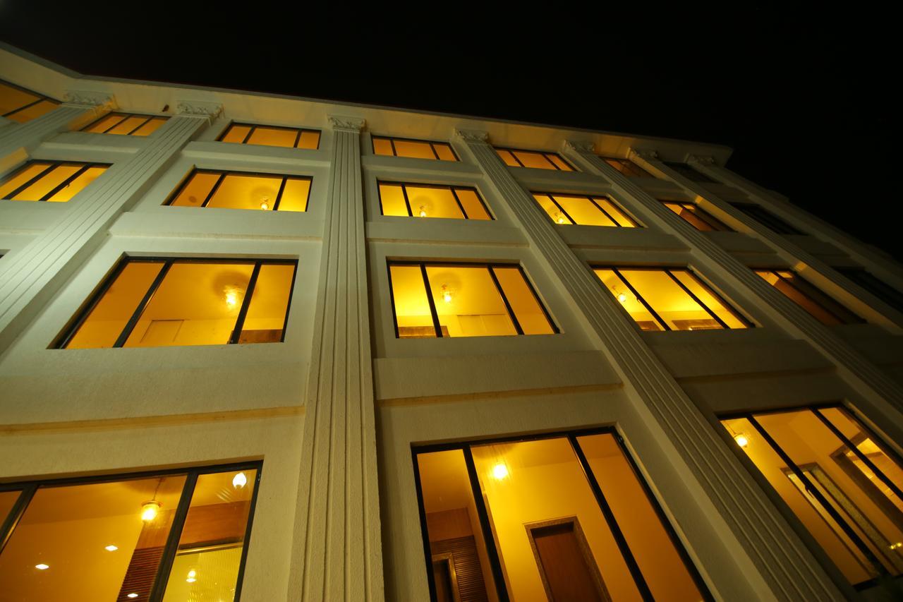 Saubhagya Inn International 러크나우 외부 사진